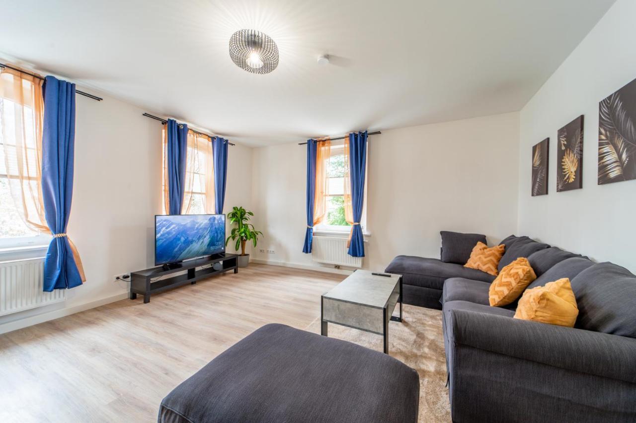 Grosse 3-Zimmer Wohnung - Zentral-Coburg - Kostenloser Parkplatz Luaran gambar