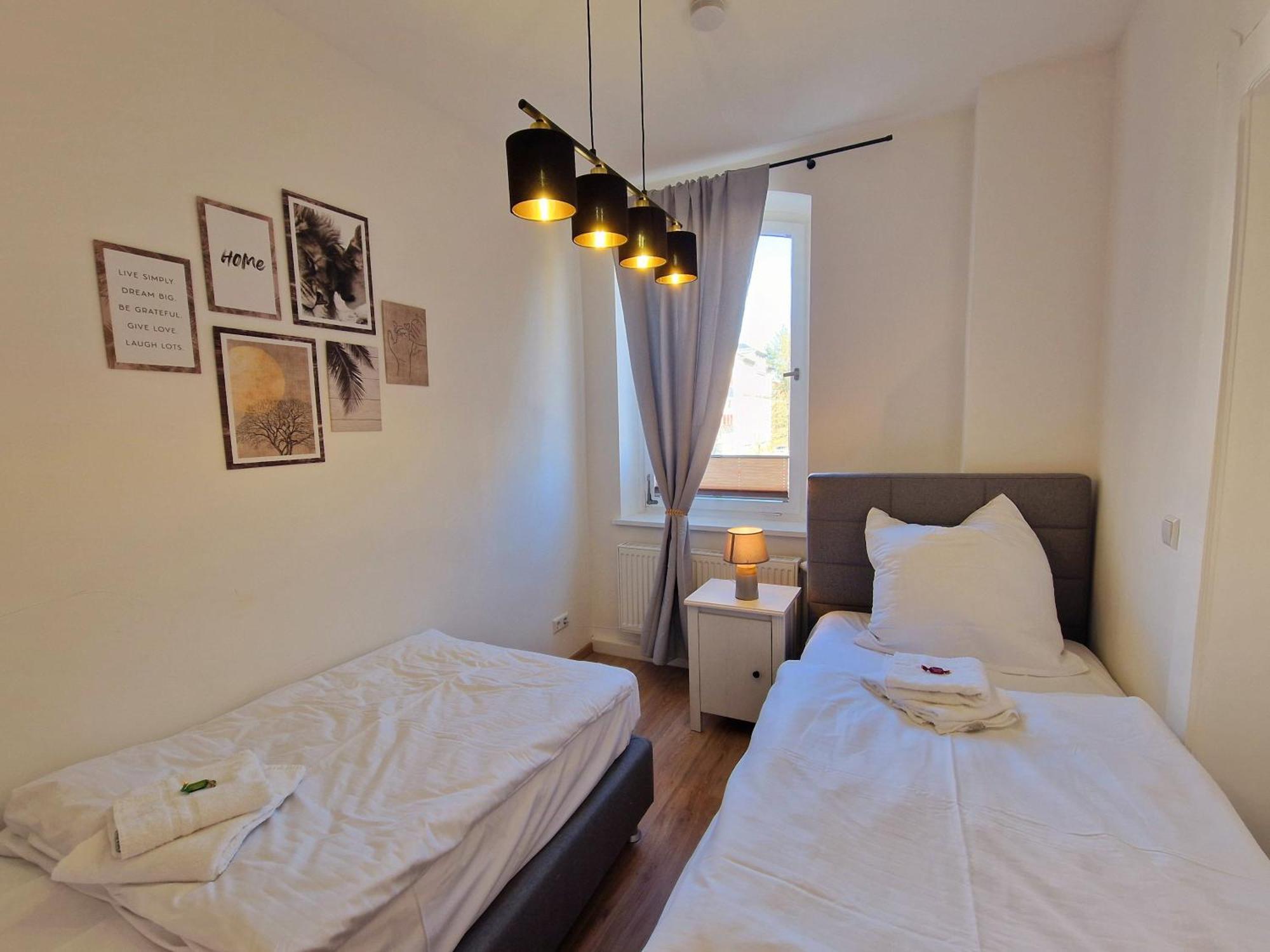 Grosse 3-Zimmer Wohnung - Zentral-Coburg - Kostenloser Parkplatz Luaran gambar